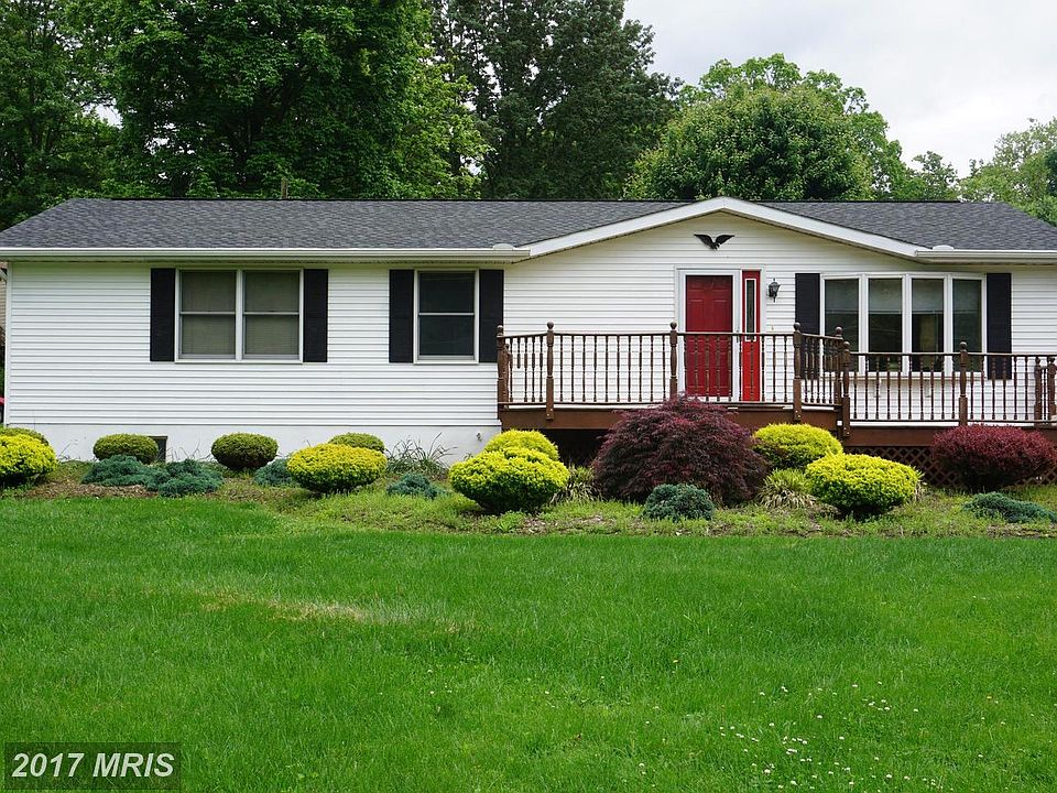 1st image of 2107 Moorland Dr