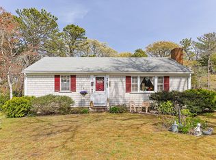 15 Surrey Ln, Harwich, MA 02645