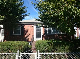 203 Spring St, Boston, MA 02132