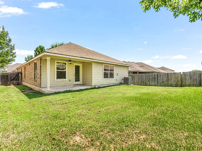 209 Rawhide Way — Photo 25