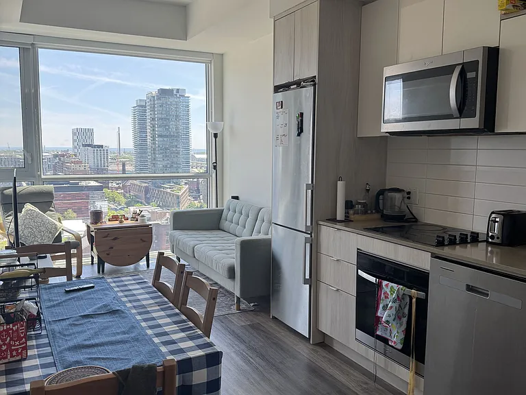 70 Princess St #1708-E — Photo 1