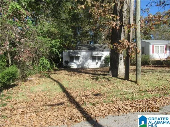 205 E 28th St, Anniston, AL 36201