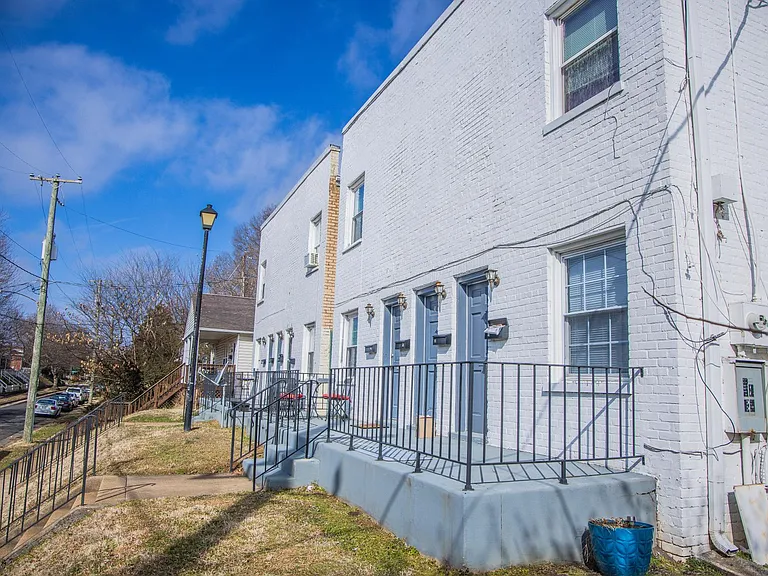 1832 Lakeview Ave — Photo 13