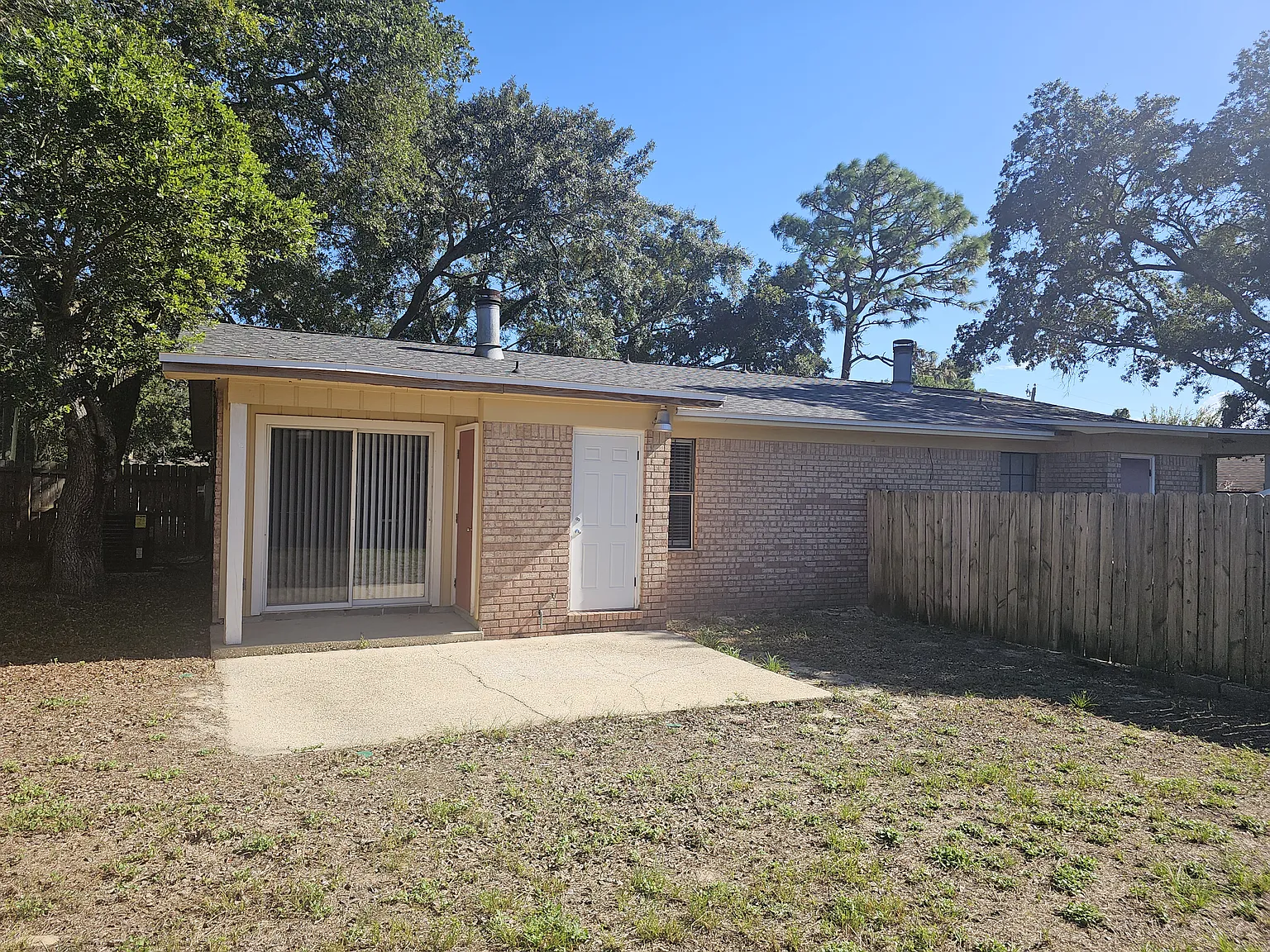 2 bed, 1075 sqft, $1,425 — Photo 4