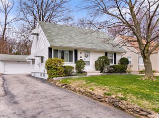 112 Hawk Ave, Akron, OH 44312