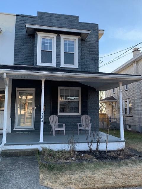 1st image of 534 E 10th St