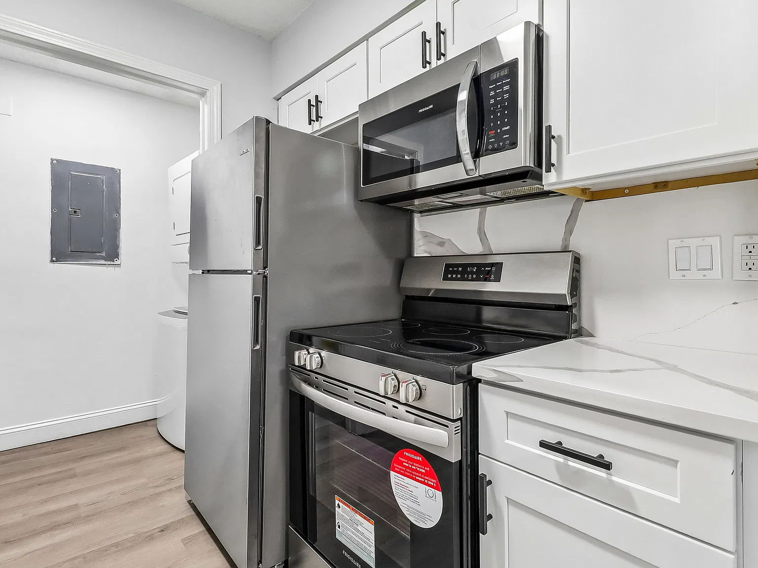 Elmwood Lofts — Photo 1