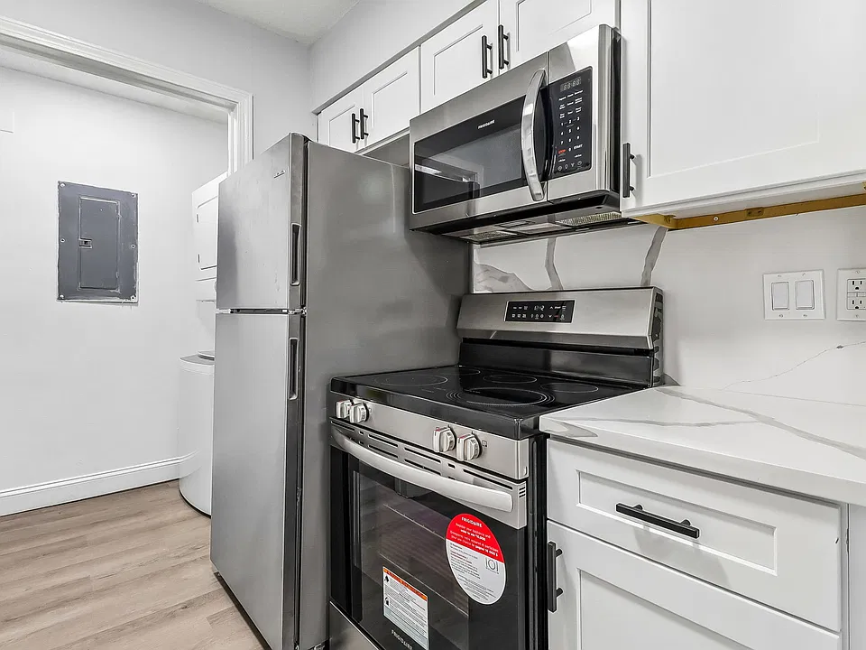 Elmwood Lofts