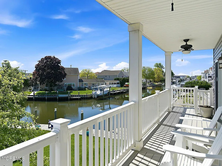 632 Drum Point Rd — Photo 34