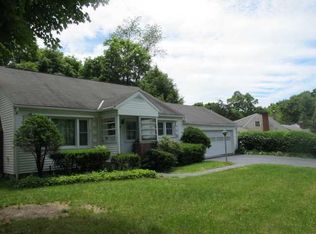 2 Ann St, Poughkeepsie, NY 12603