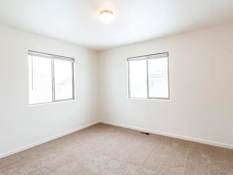 3816 Saddle Ridge Trl — Photo 26