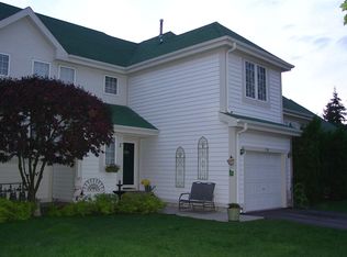 1740 Woodland Cir, Lake Geneva, WI 53147