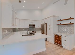 8680 Via Giula, Boca Raton, FL 33496