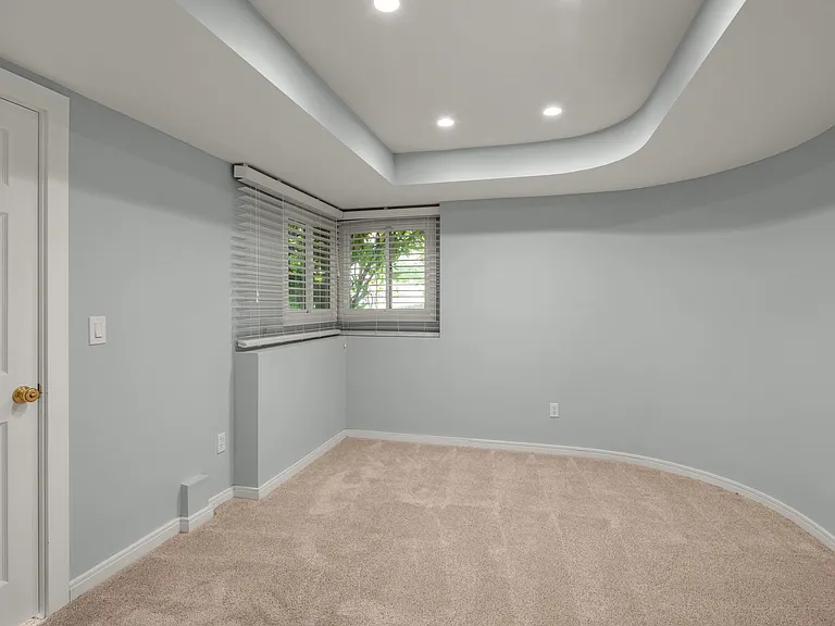 2405 91st Pl NE — Photo 32