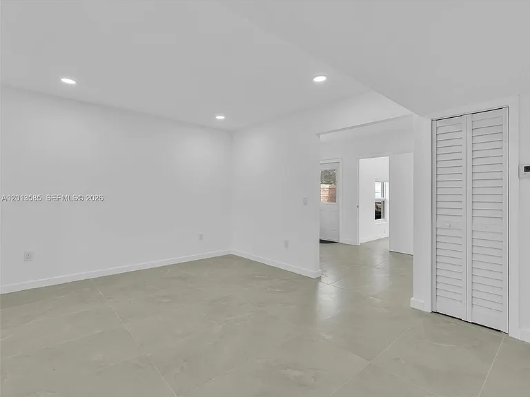 107 Central Ave — Photo 14