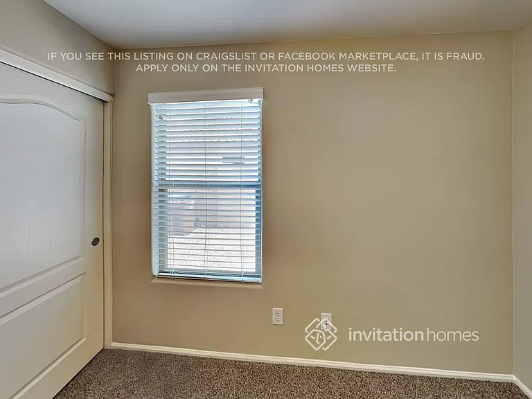 38166 N Sandy Dr — Photo 15