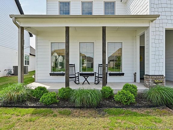 5th image of 6016 E 126th Pl S