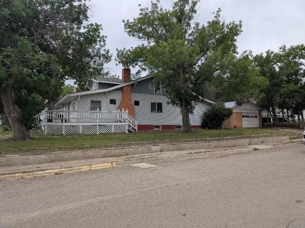 205 6th Ave S, Shelby, MT 59474
