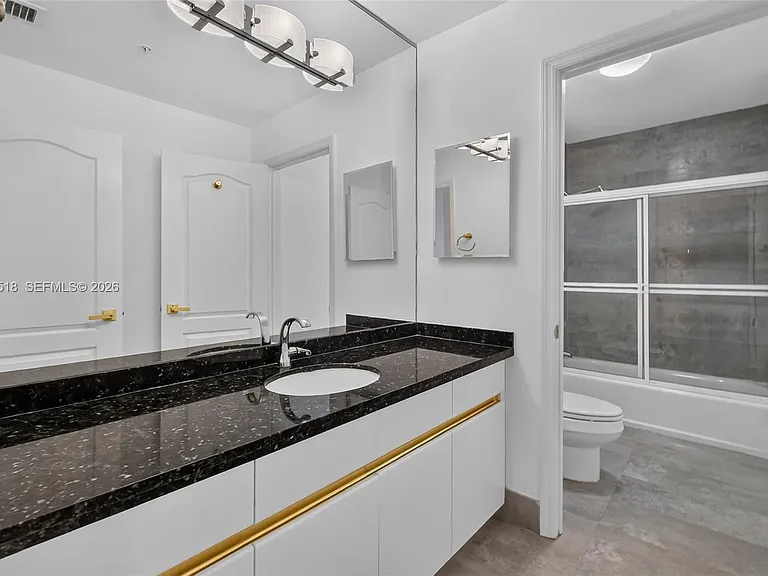1413 Sunset Harbour Dr #209 — Photo 36