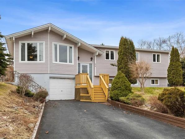 24 Barnes Place, Conception Bay South, NL A1W5V1