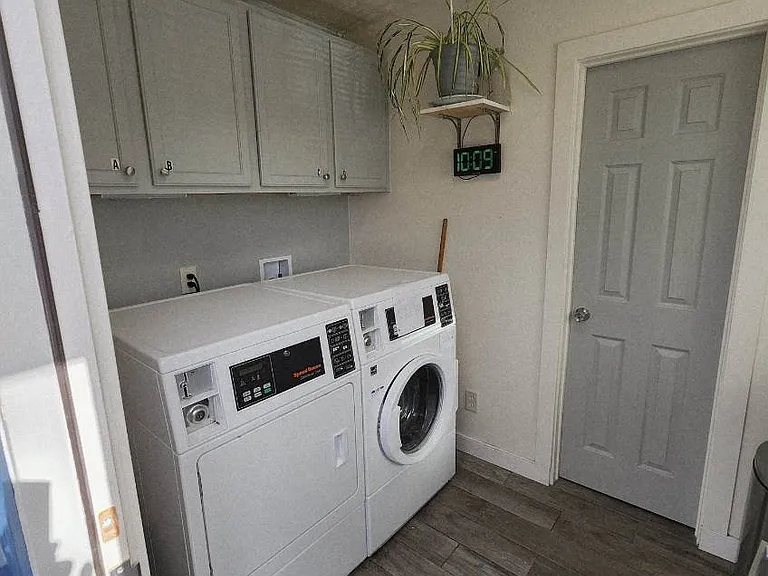 229 Tennessee St #D — Photo 22