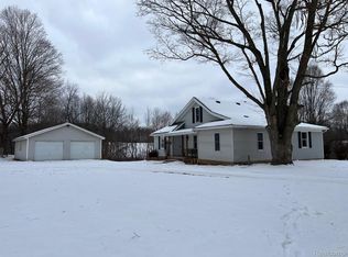 2581 Carpenter Rd, Lapeer, MI 48446