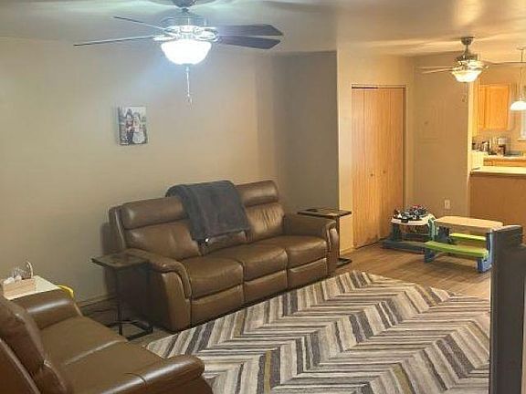 2nd image of 1046 Dogwood St APT 11