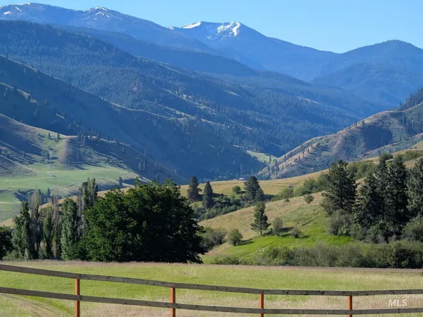 111 Elk Haven Cir, Pollock, ID 83547