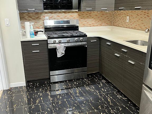5th image of 2-16 Capstan Ct Floor 2