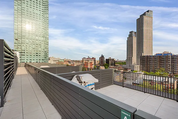 Sold by Modern Spaces | media 21