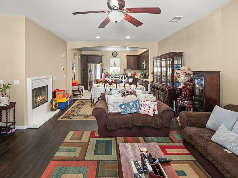 1625 Filaree Dr #165 — Photo 10