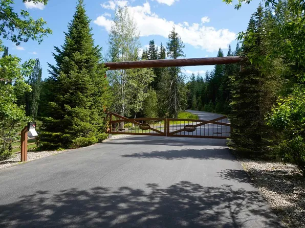 1599 Saddleback Dr, Naples, ID 83847