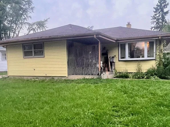 10402 W Birch AVENUE, Milwaukee, WI 53225