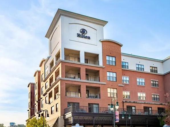 2302b Branson Landing Unit S324 Boulevard BLDG 302b, Branson, MO 65616