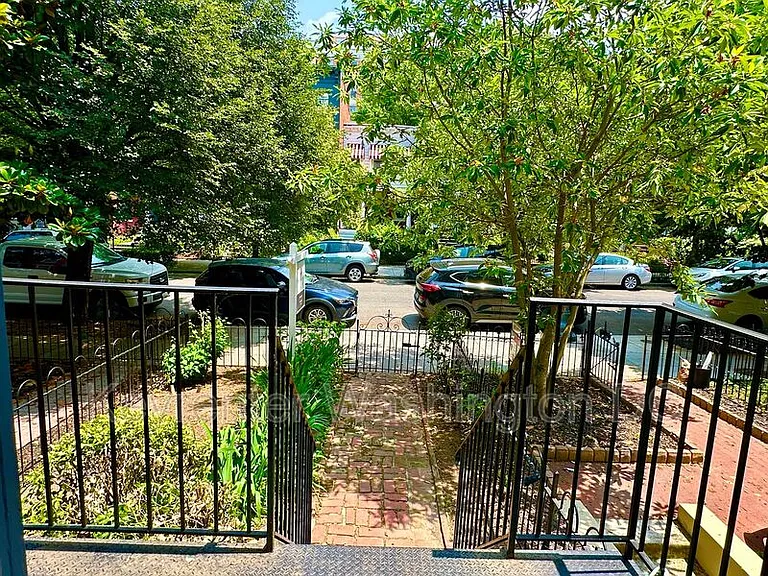 1528 8th St NW — Photo 37