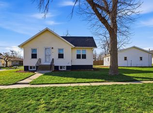 101 1st Ave, Springville, IA