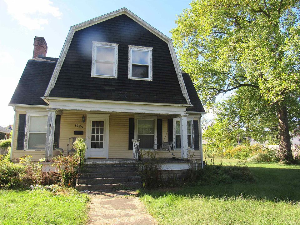 1st image of 1225 W Sycamore St