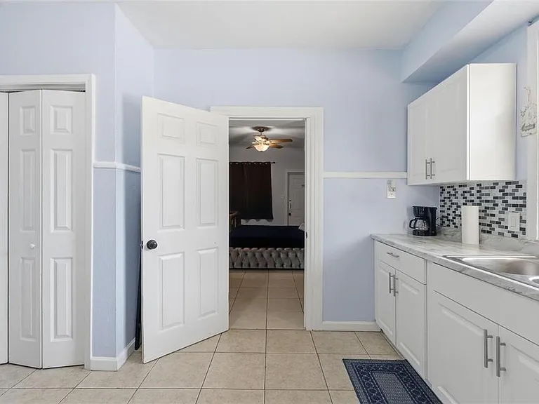 10107 N Aster Ave — Photo 16
