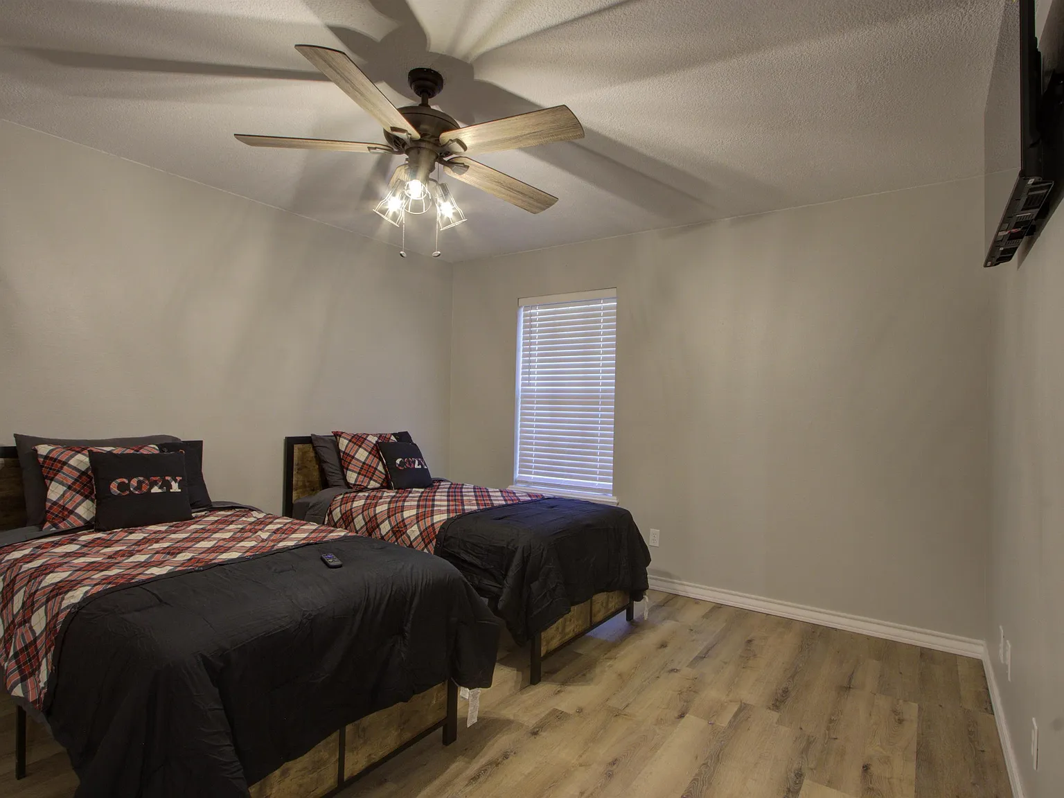 5805 Sidney Drive A - 1 — Photo 4