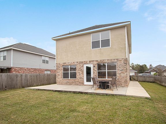 3rd image of 4115 Silverwood Dr