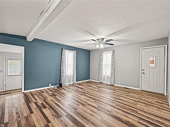 3rd image of 529 Liberty St