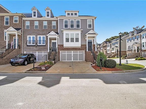 2nd image of 814 Bexley Park Way