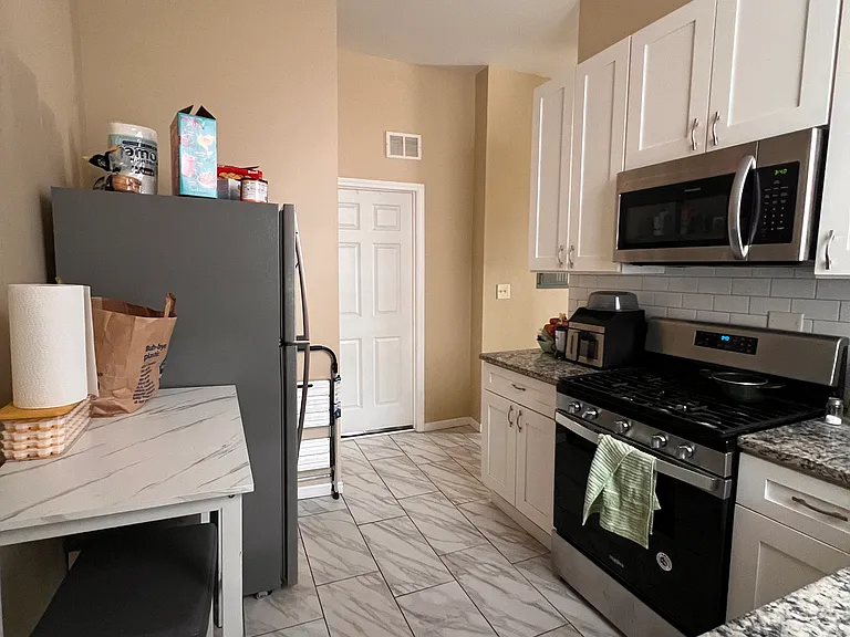 211 S Campbell Ave #2 — Photo 12