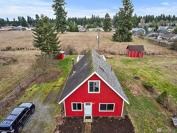 3rd image of 3627 232nd St E