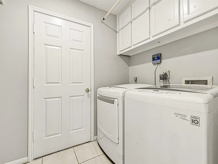 10323 Emerald Pine Dr — Photo 23