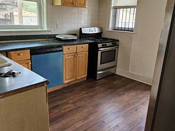 5th image of 6535 S Eberhart Ave #1A