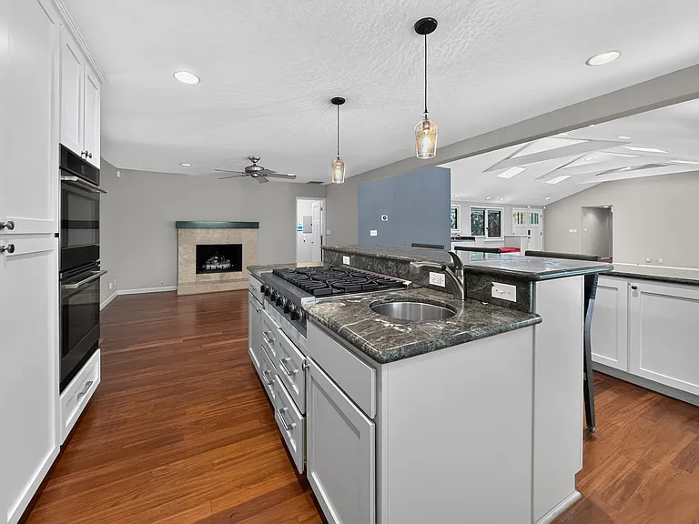 1 Kirkcrest Ct — Photo 13