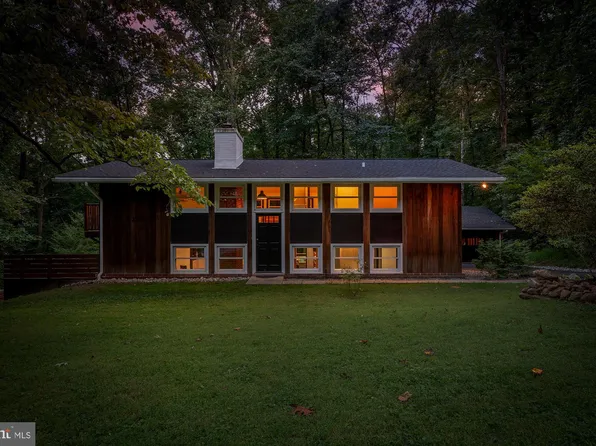 4205 Manorview Rd, Glen Arm, MD 21057