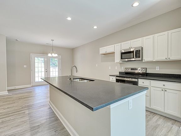 2nd image of 148 Stone Village Ct