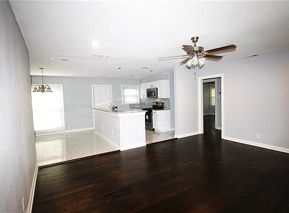 4th image of 1216 Fuller Dr